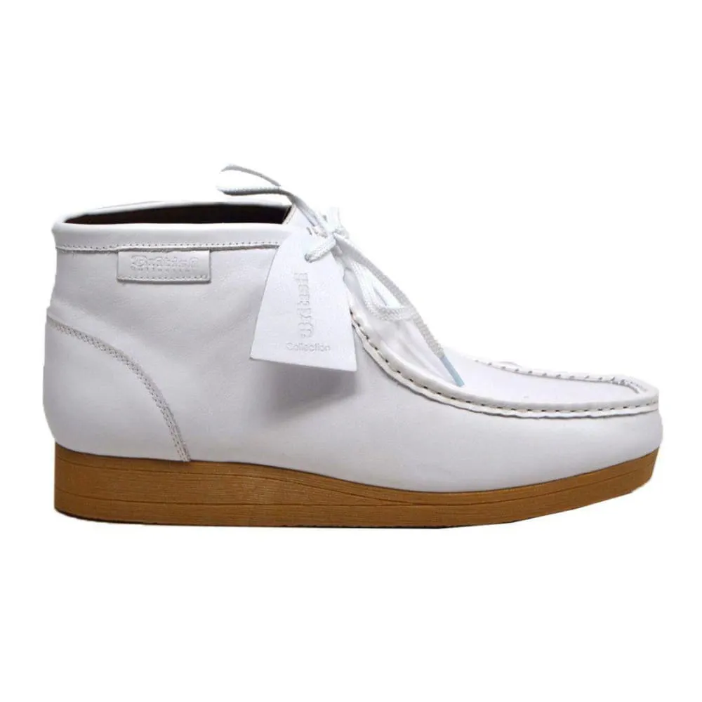 British Walkers New Castle 2 Wallabee Boots Men's White Leather